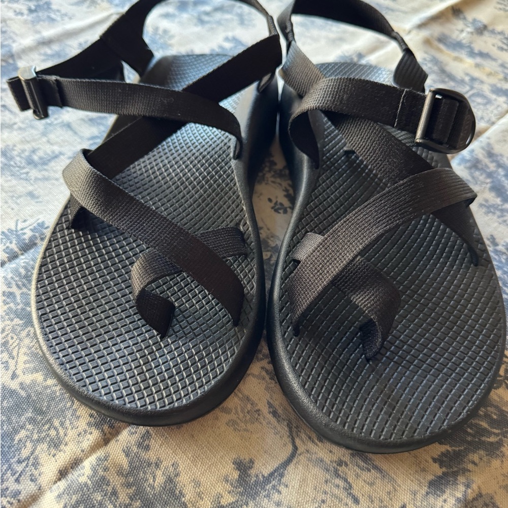 Chaco Black Sandals - Picture 2 of 4